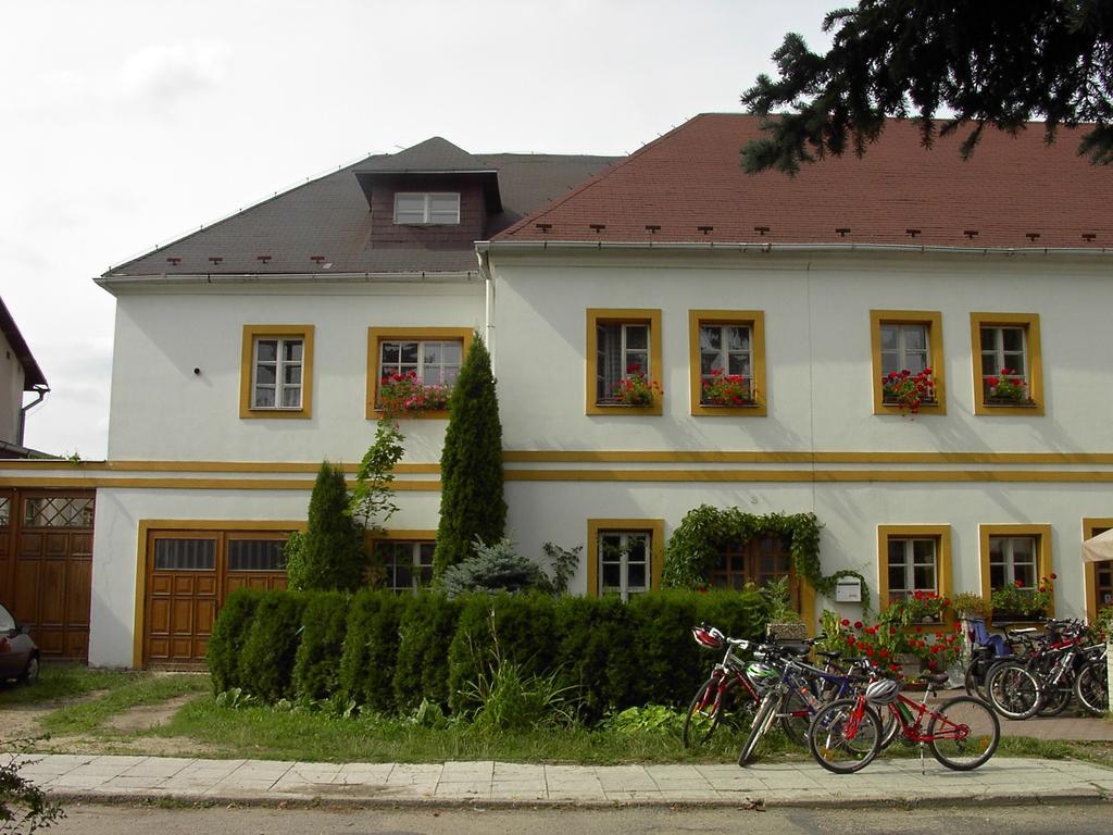 Hotel Pension A Restaurace Rudolec Český Rudolec Esterno foto