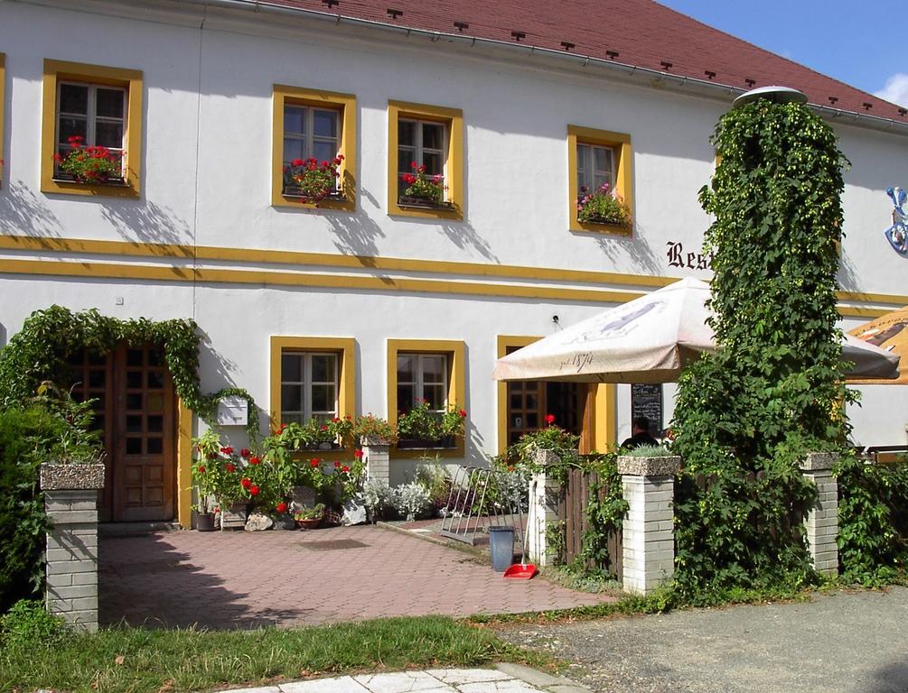 Hotel Pension A Restaurace Rudolec Český Rudolec Esterno foto