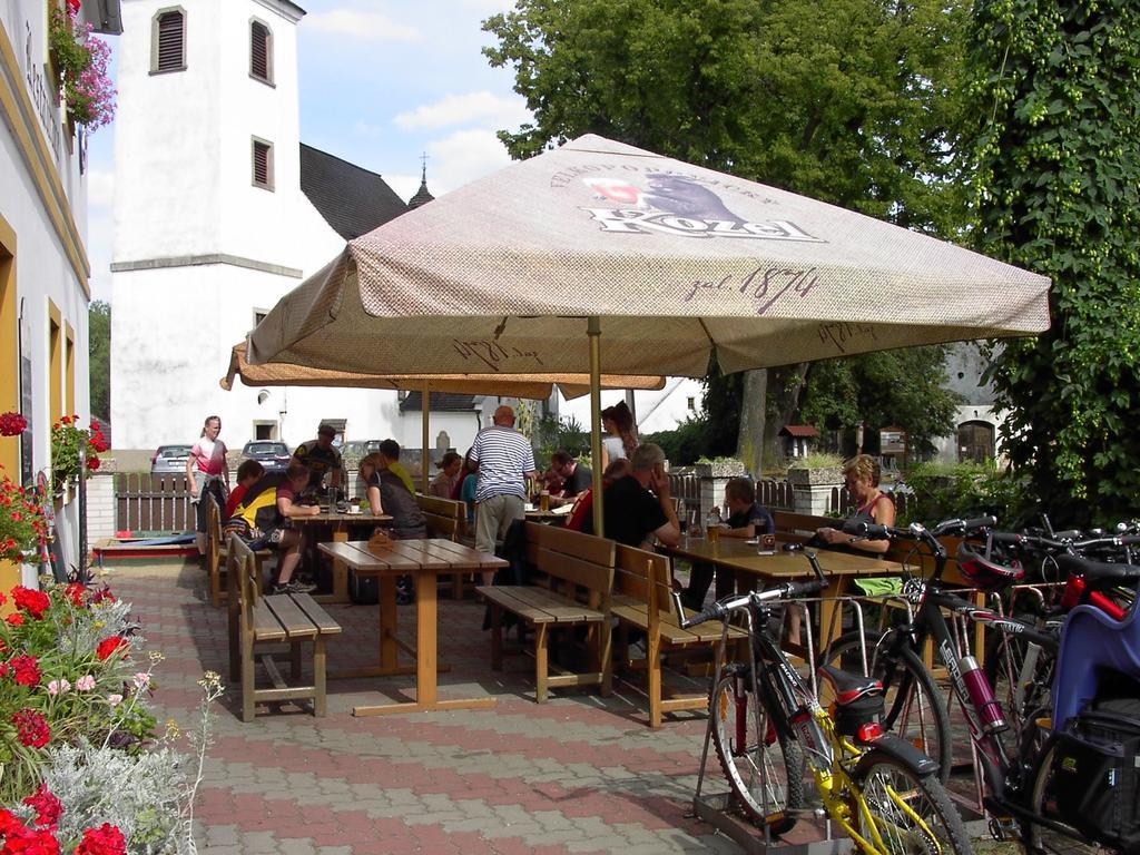 Hotel Pension A Restaurace Rudolec Český Rudolec Esterno foto